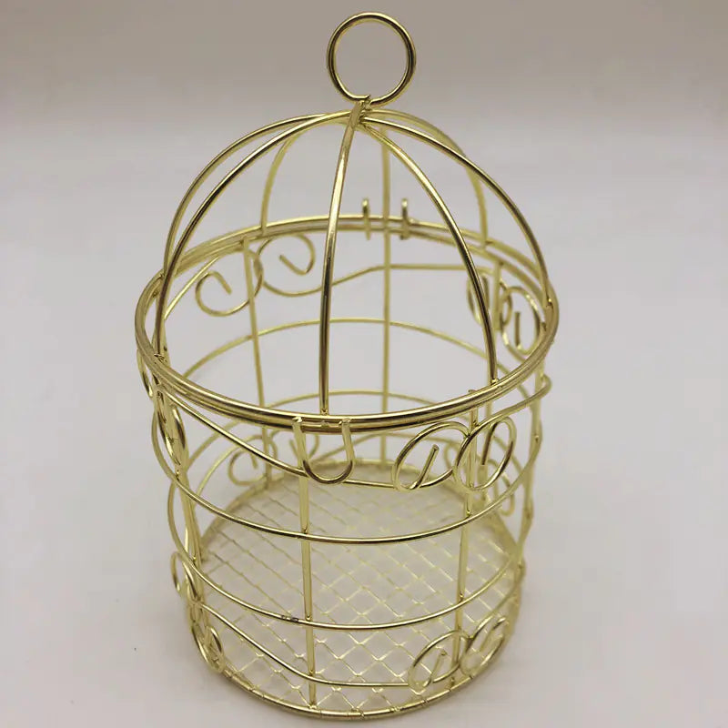Outdoor Metal Wild Bird Feeder with Squirrel Guard