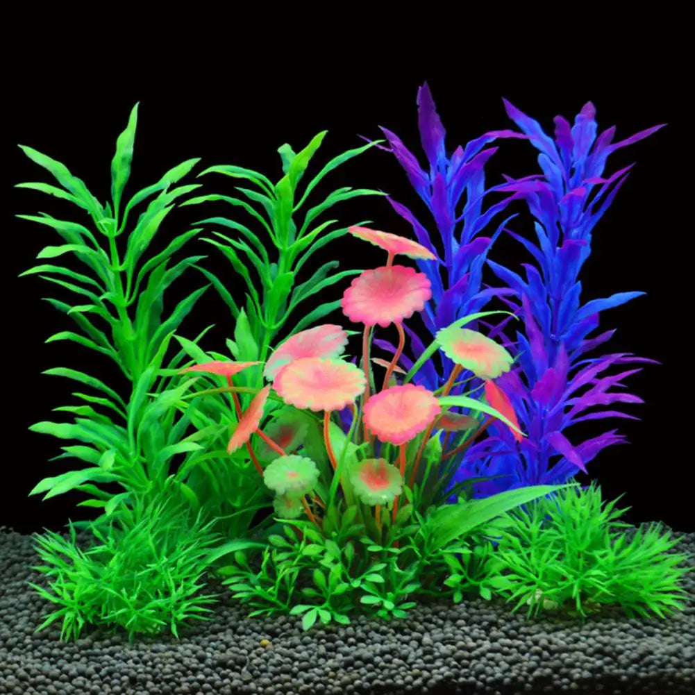 Fade-Resistant Simulated Aquatic Plant
