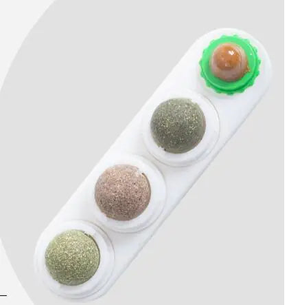 Catnip & Silvervine Play Balls (4-Pack)